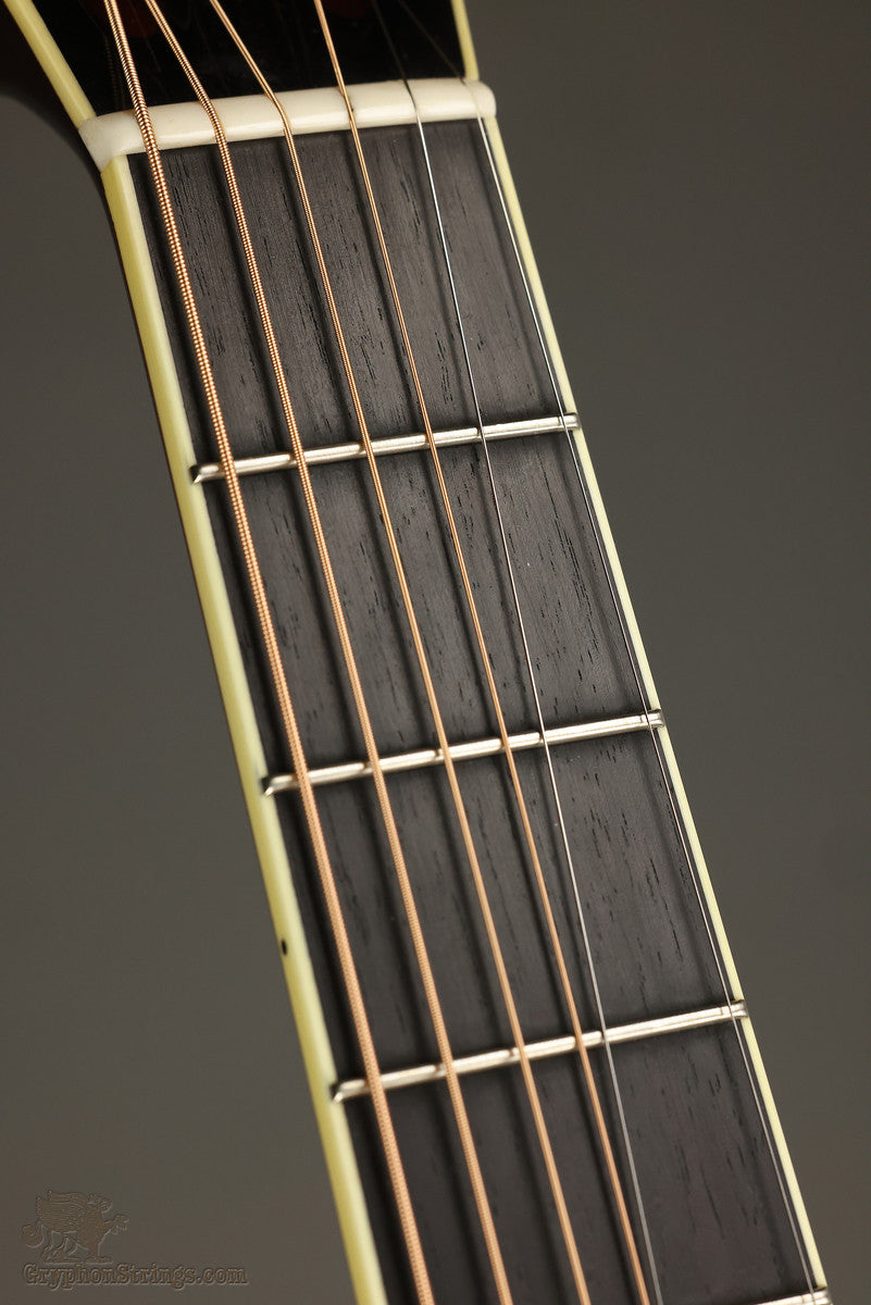 2011 Santa Cruz Guitar Co. Custom 000 12-Fret Redwood Top Acoustic Guitar - Used
