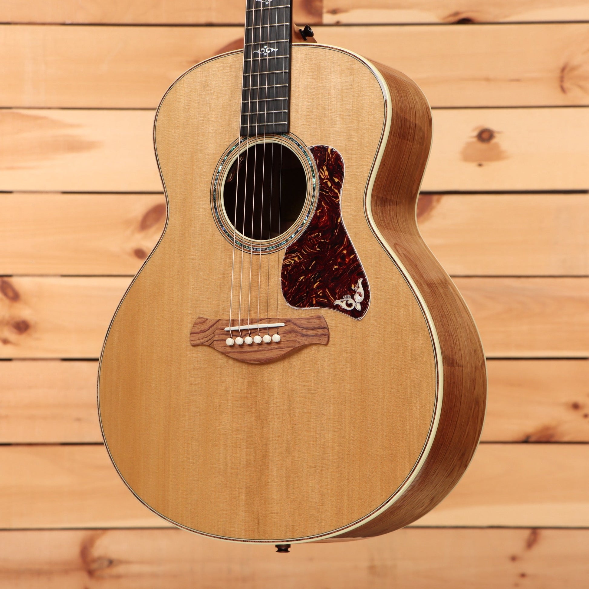 Taylor 814e Gold Label - Natural