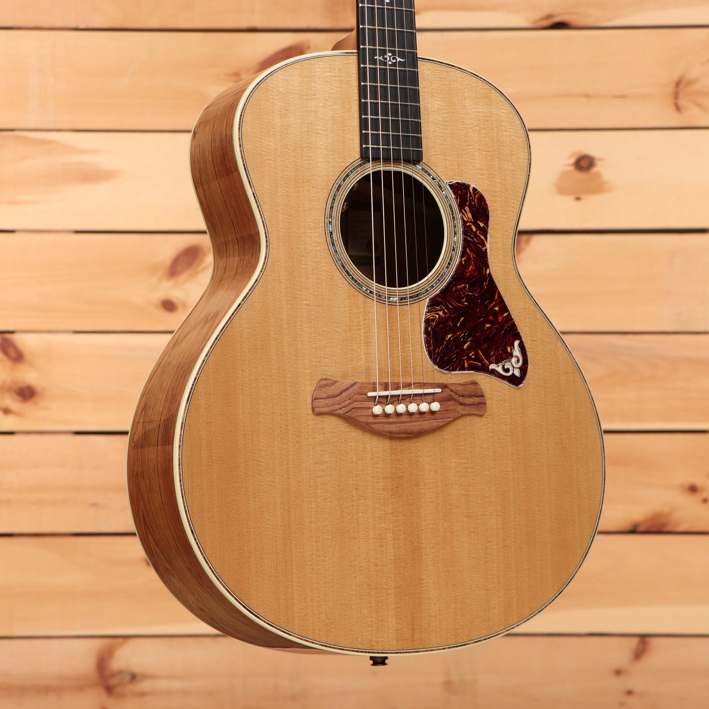 Taylor 814e Gold Label - Natural