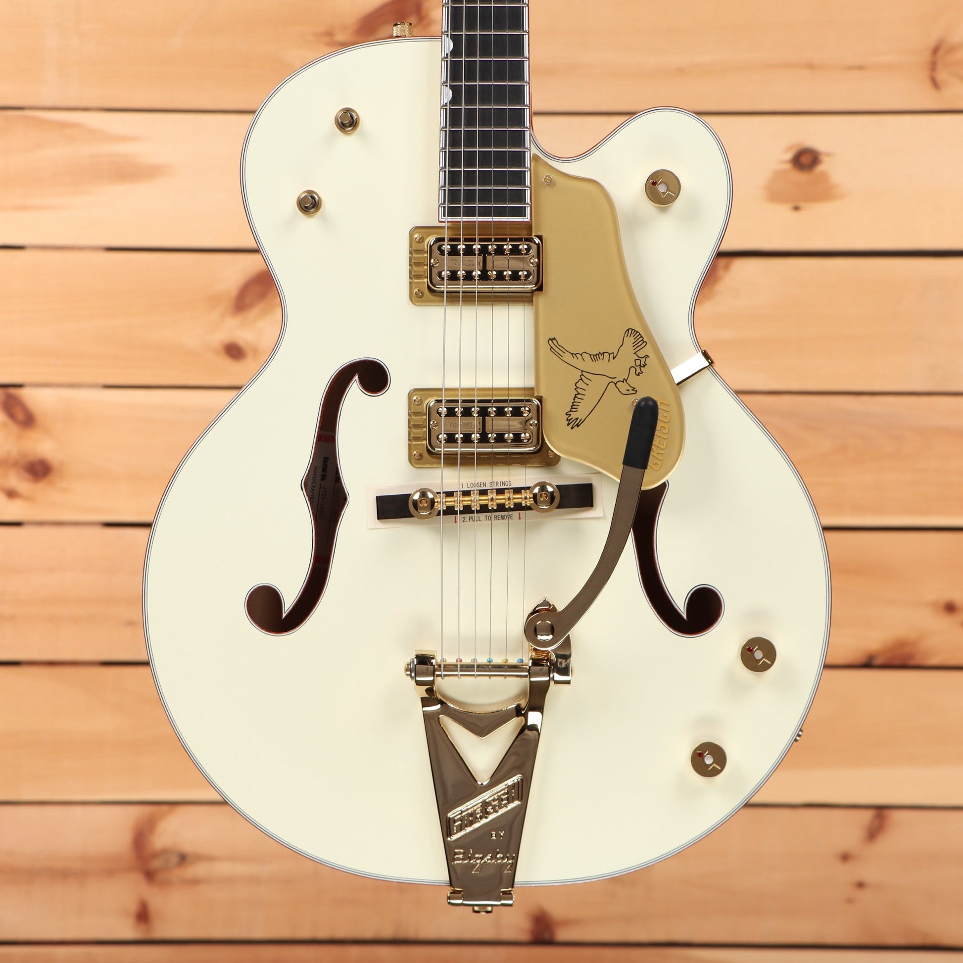 Gretsch G6136T-59 Vintage Select Edition '59 Falcon - White