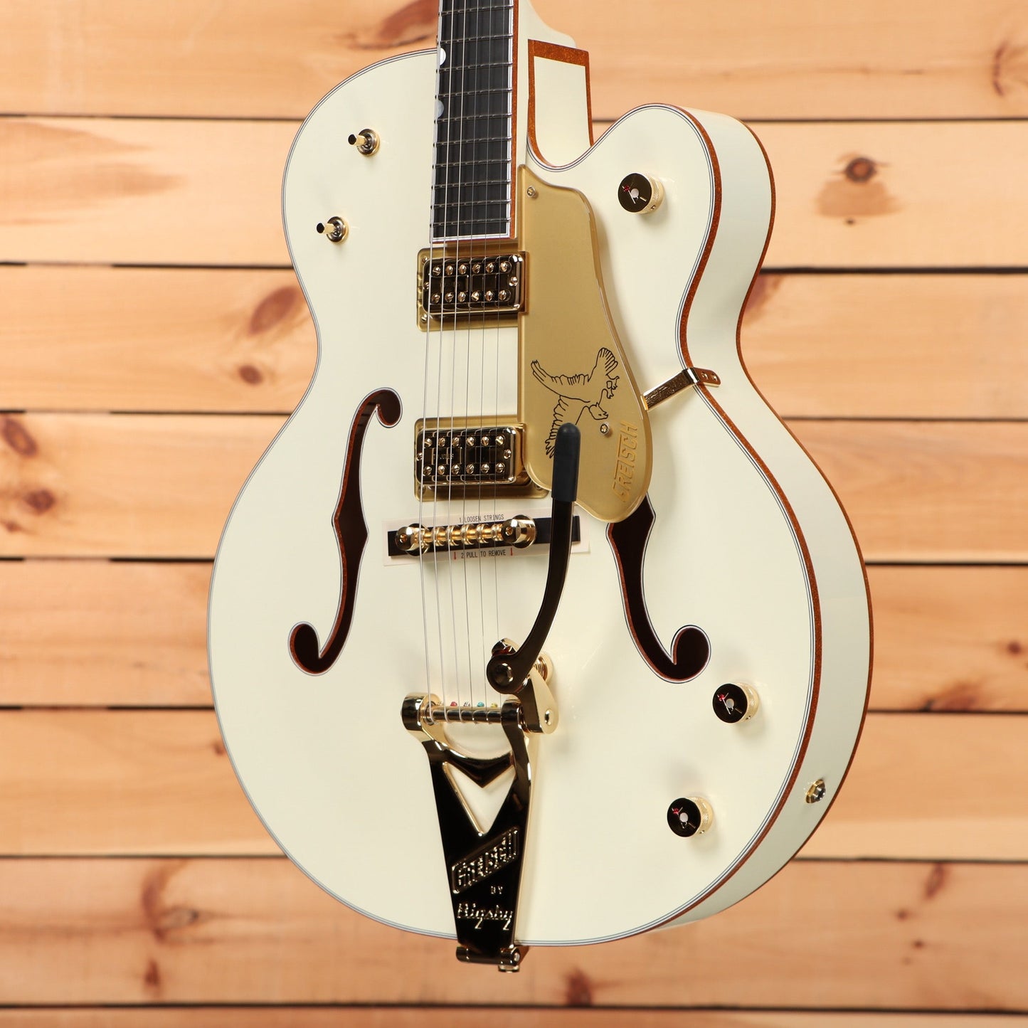 Gretsch G6136T-59 Vintage Select Edition '59 Falcon - White