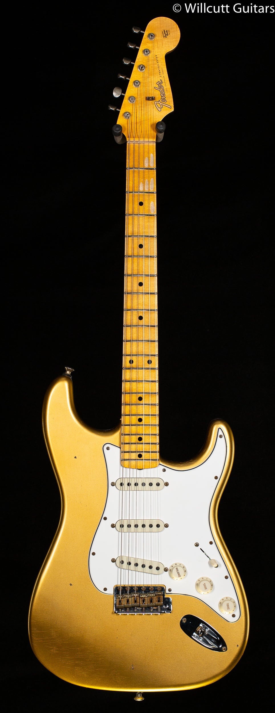 Fender Custom Shop Postmodern Strat Journeyman Relic, Maple Fingerboard, Aged Aztec Gold (754)