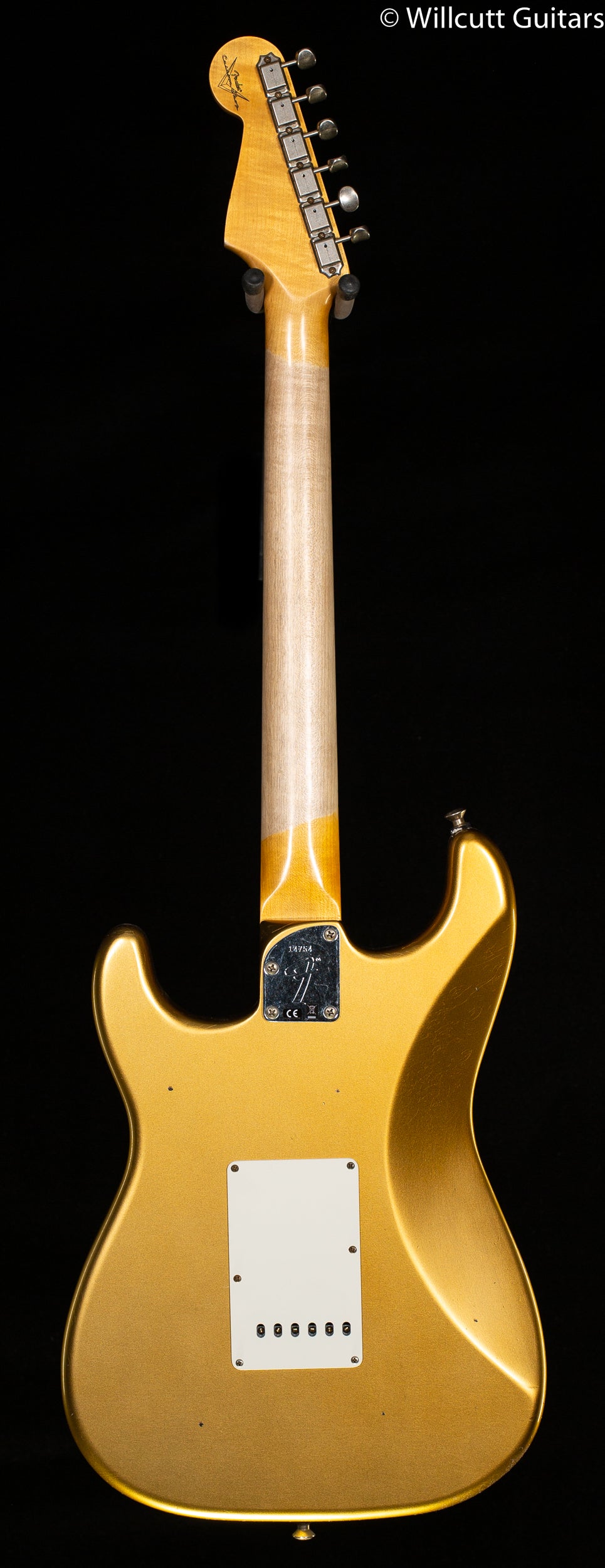 Fender Custom Shop Postmodern Strat Journeyman Relic, Maple Fingerboard, Aged Aztec Gold (754)