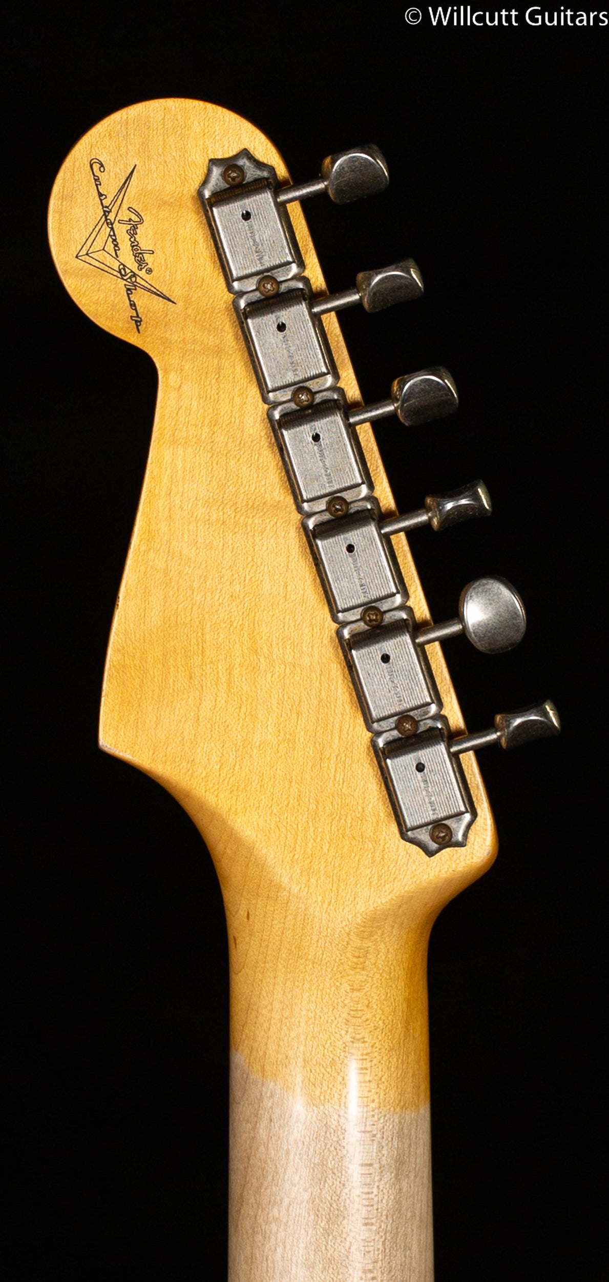 Fender Custom Shop Postmodern Strat Journeyman Relic, Maple Fingerboard, Aged Aztec Gold (754)