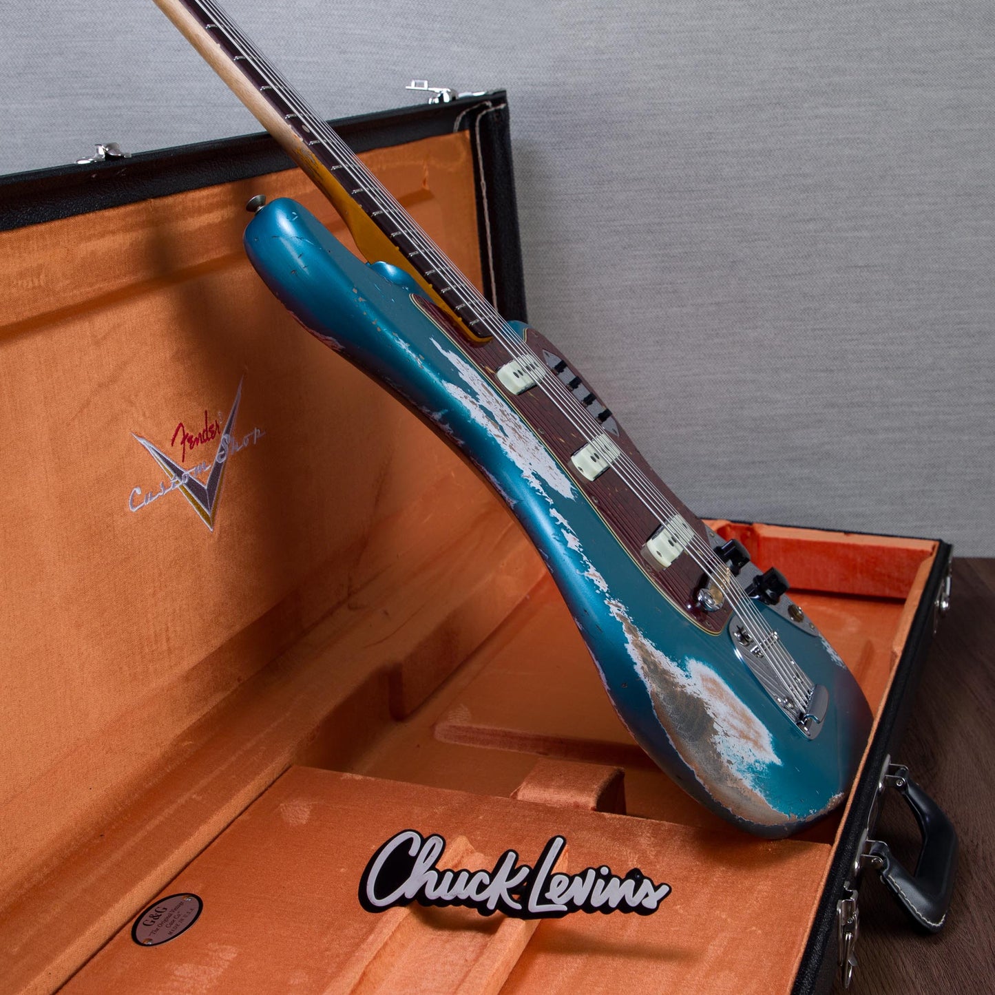 Fender Custom Shop 1962 Bass VI Super Heavy Relic Electric Guitar - Faded Ocean Turquoise - #CZ591279