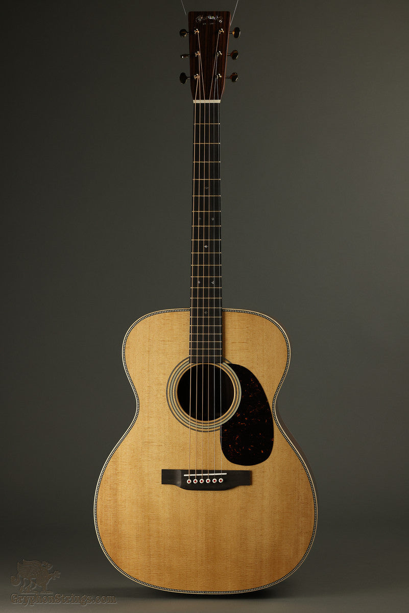 Martin 000-28 Modern Deluxe Steel String Acoustic Guitar - New