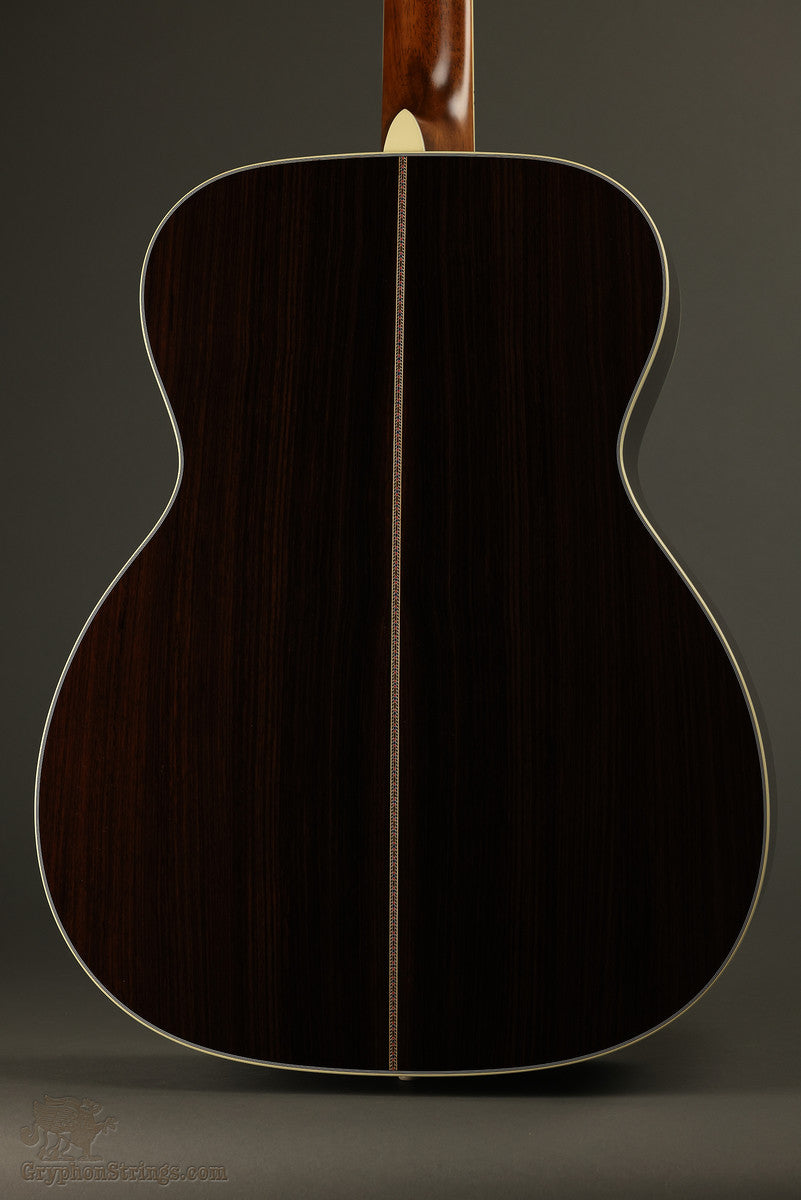 Martin J-40 Acoustic Guitar New