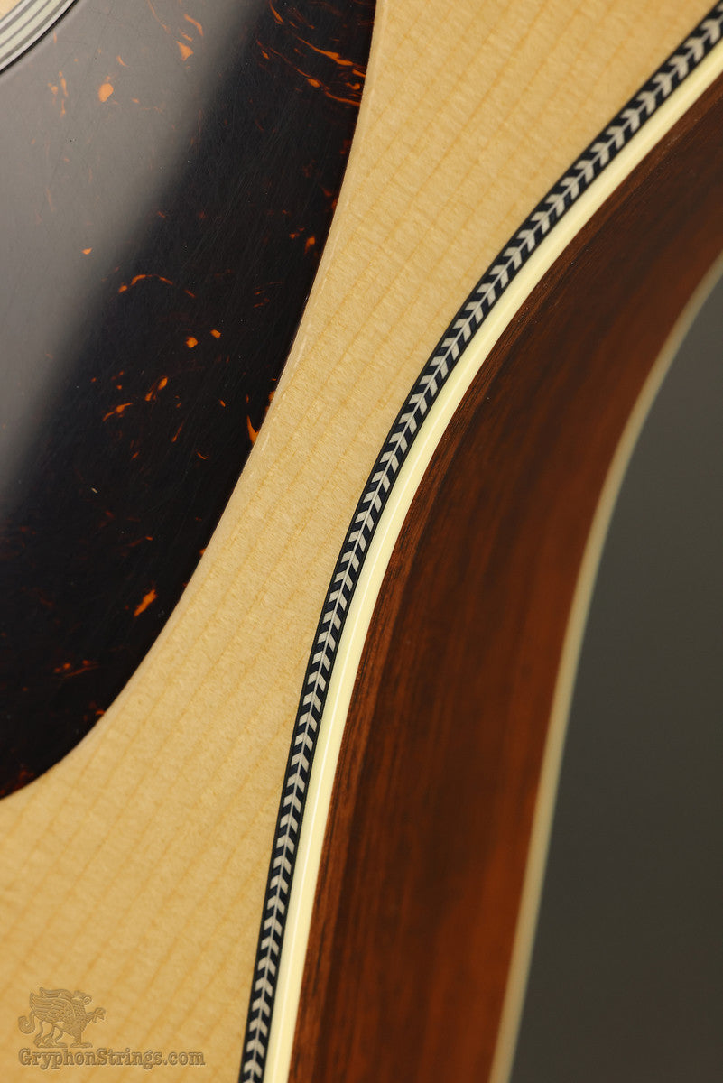 Martin D-28 Authentic 1937 Guatemalan Rosewood Acoustic Guitar - New