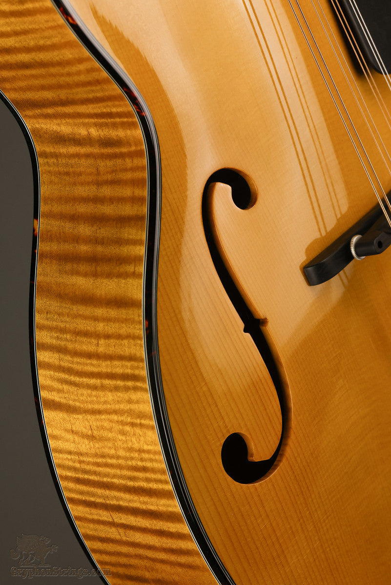 Northfield NFO-AT2 Maple Archtop Octave Mandolin - New