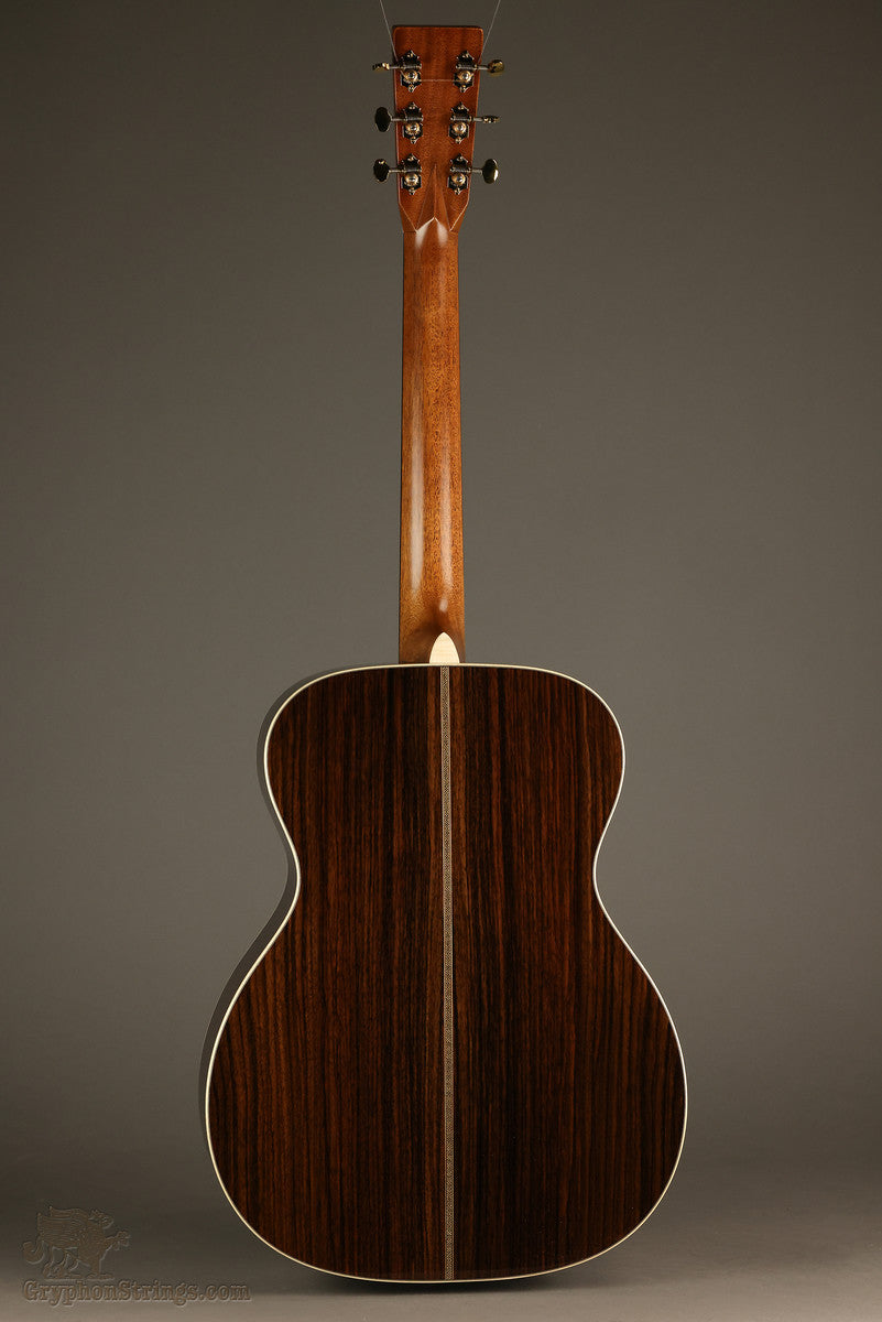 Martin 000-28 Modern Deluxe Steel String Acoustic Guitar - New