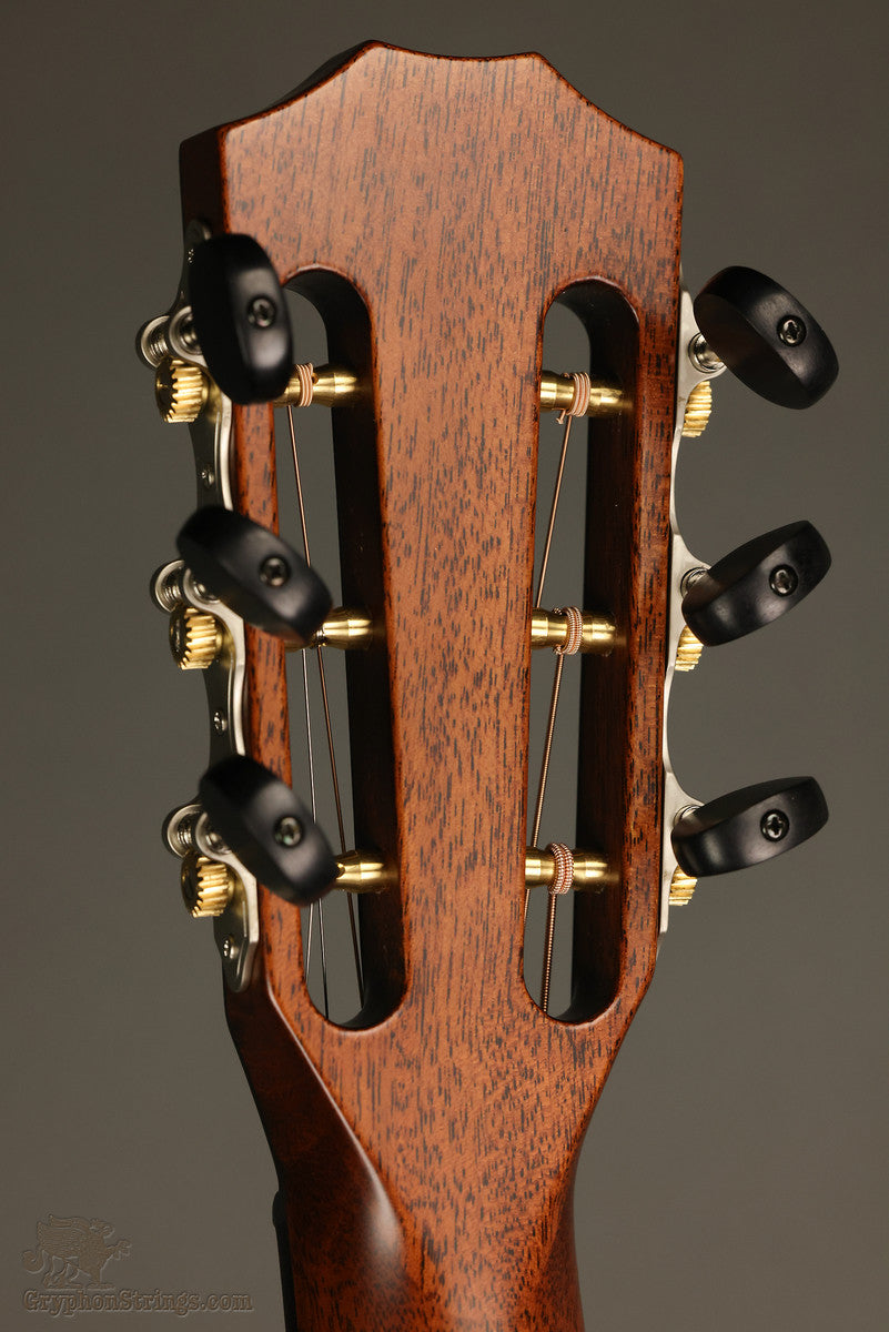 Taylor 812ce 12-Fret Acoustic Electric Guitar - New