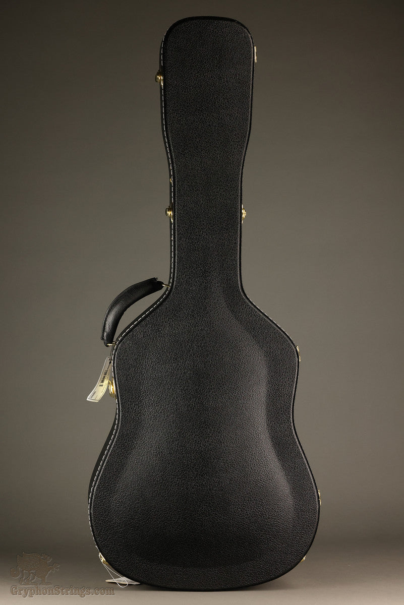 Martin D-28 Modern Deluxe Acoustic Guitar - New