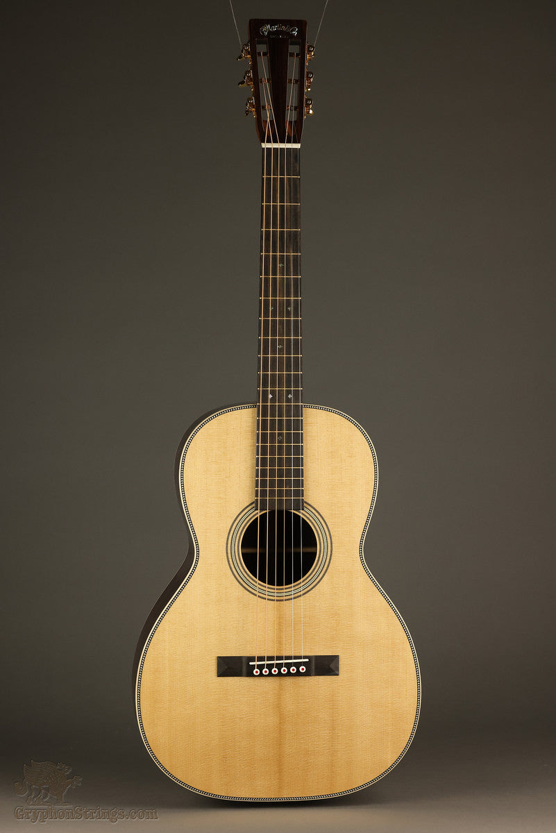 Martin 0012-28 Modern Deluxe Acoustic Guitar - New