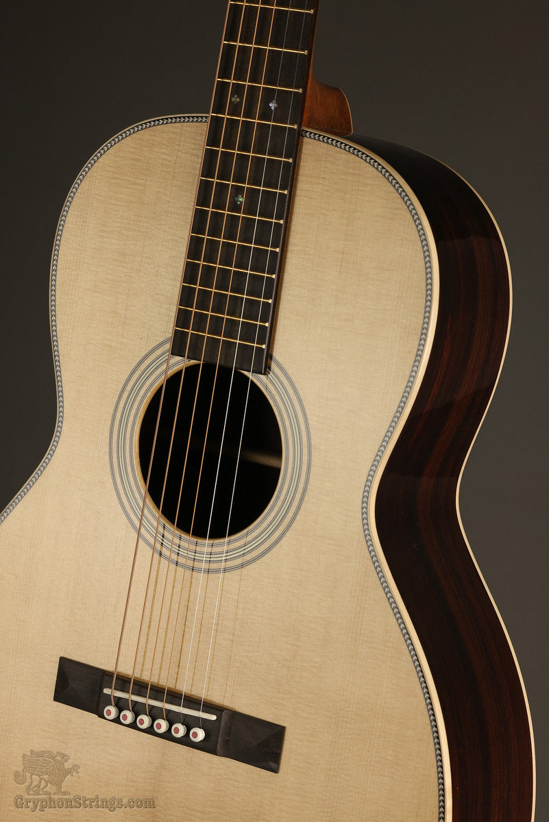 Martin 0012-28 Modern Deluxe Acoustic Guitar - New