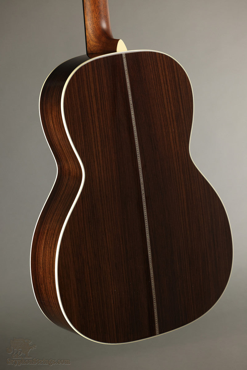 Martin Custom Shop 000 "28" Style 12-Fret Acoustic Guitar - New