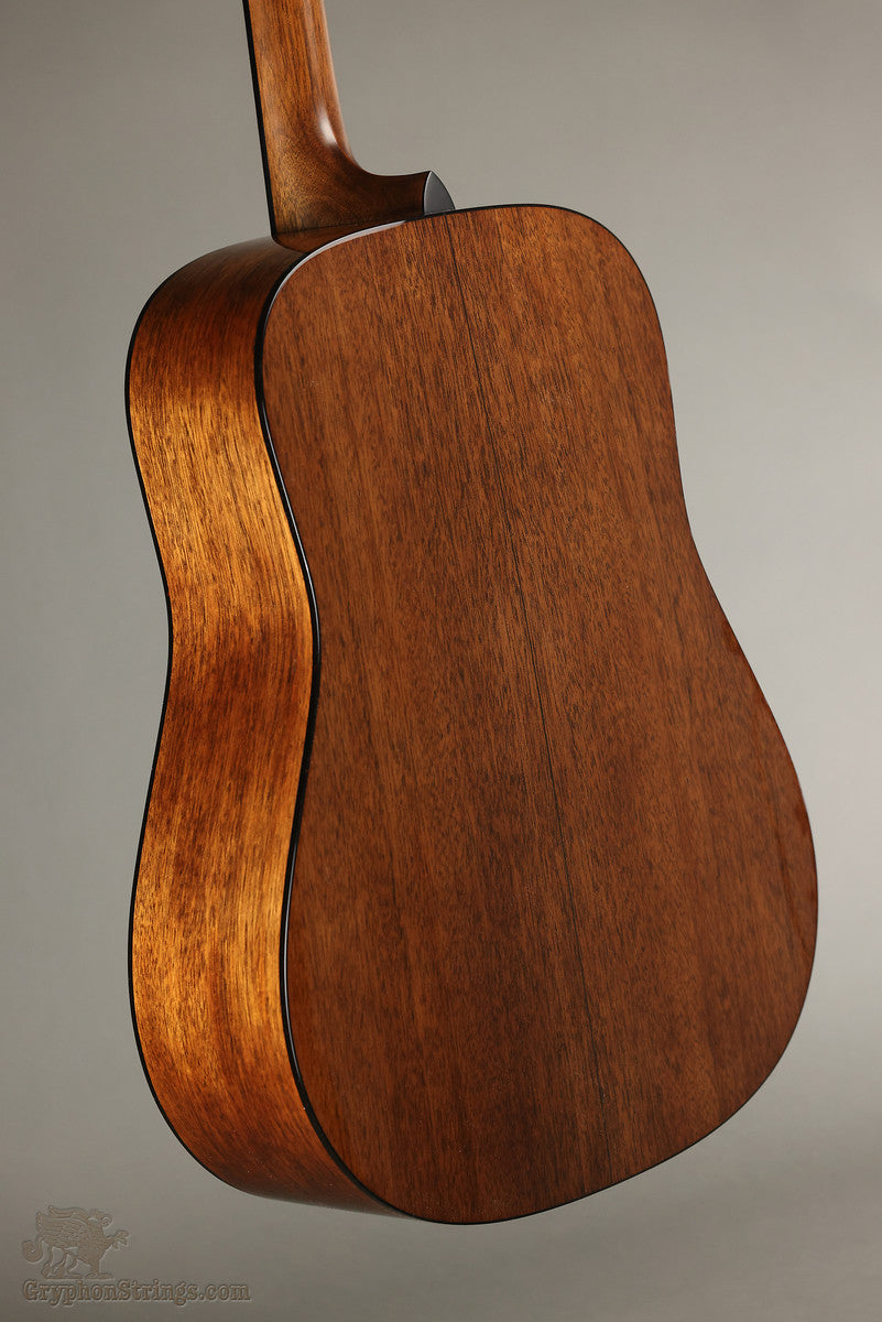 Martin D-18 Molly Tuttle Acoustic Guitar - New