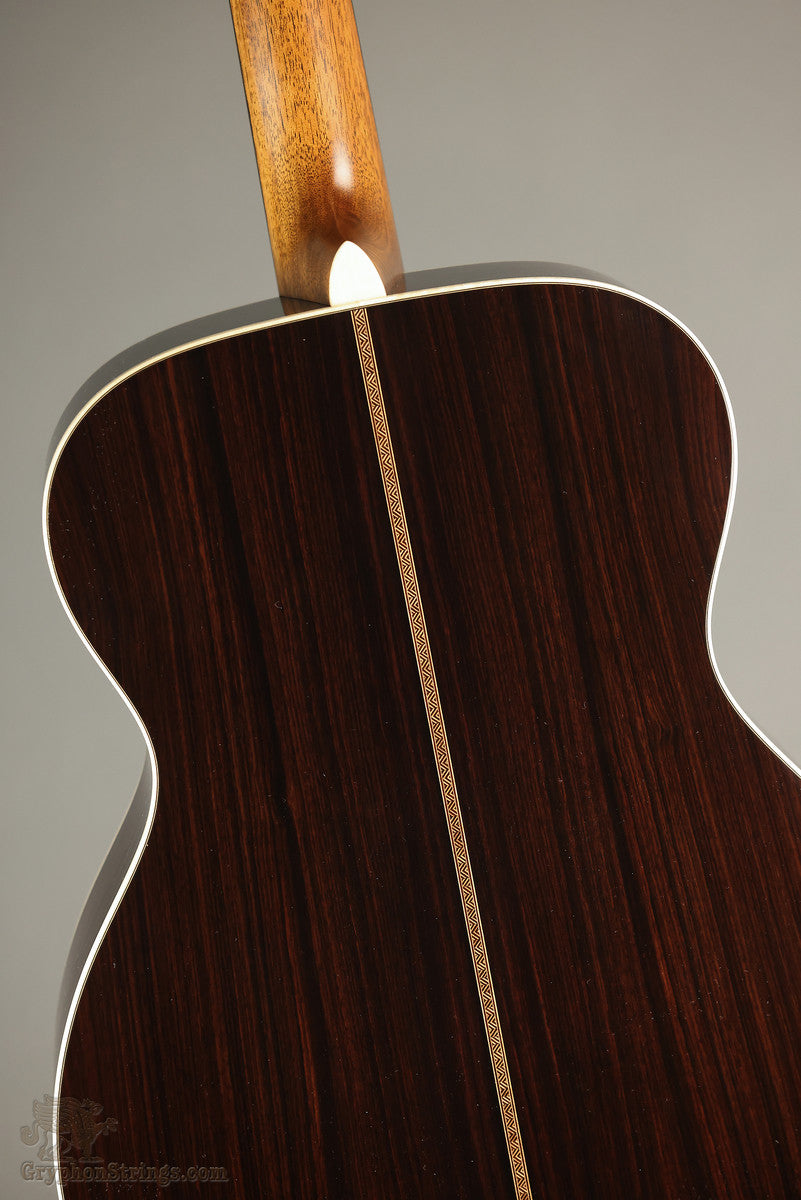 Martin 000-28 Modern Deluxe Steel String Acoustic Guitar - New