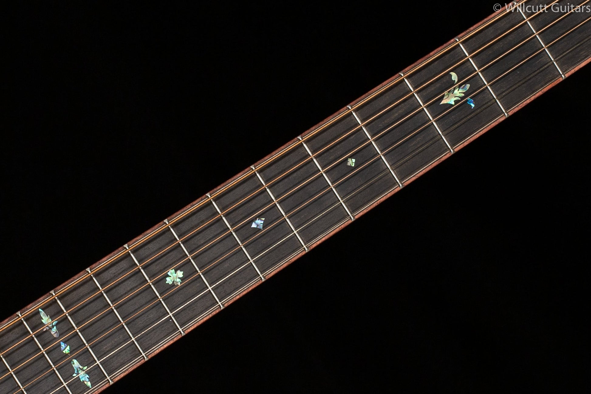 Martin Custom SFG GP14F, Cutaway, Claro Walnut