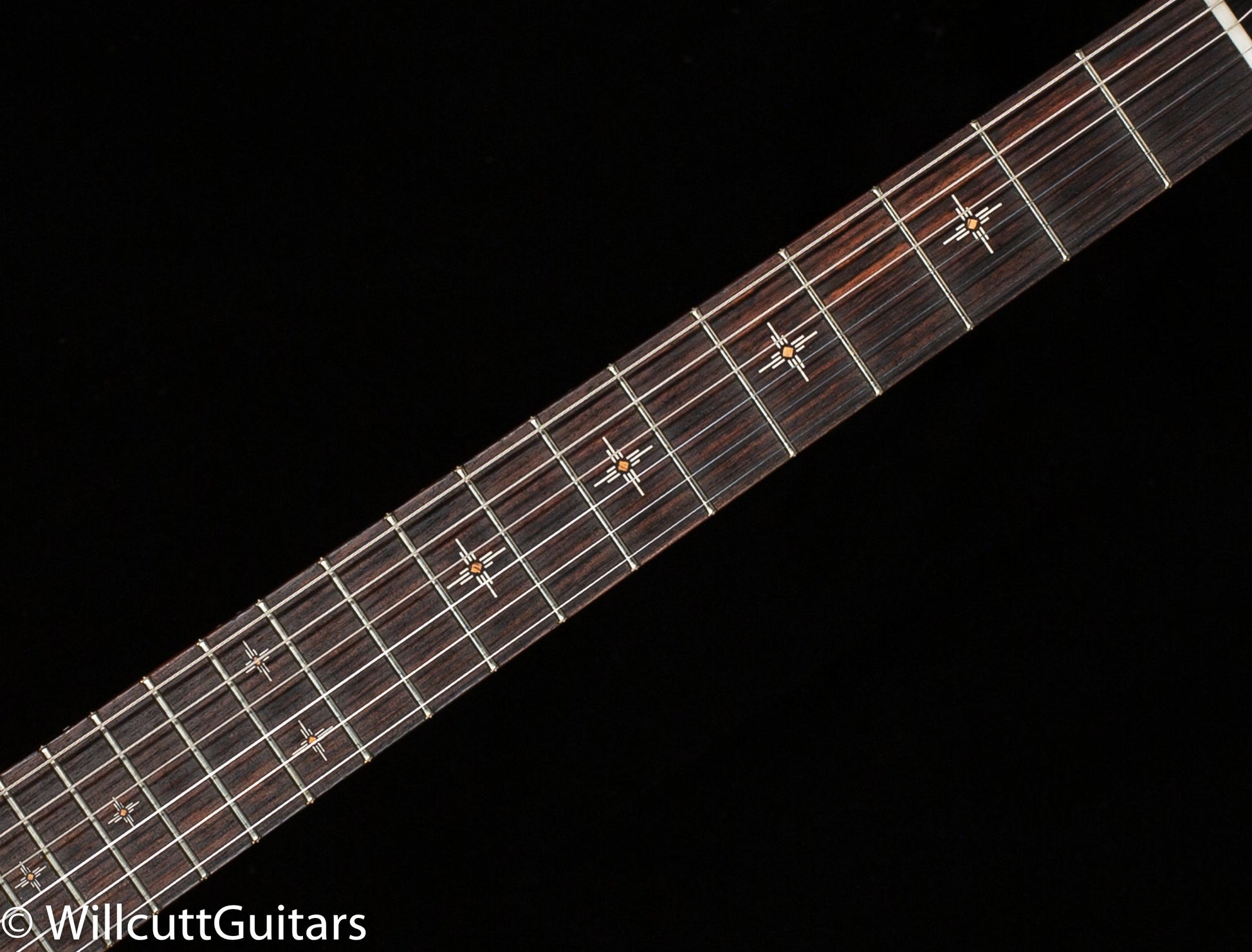 2023 Knaggs Influence Kenai Coral Quilt Gloss (900)
