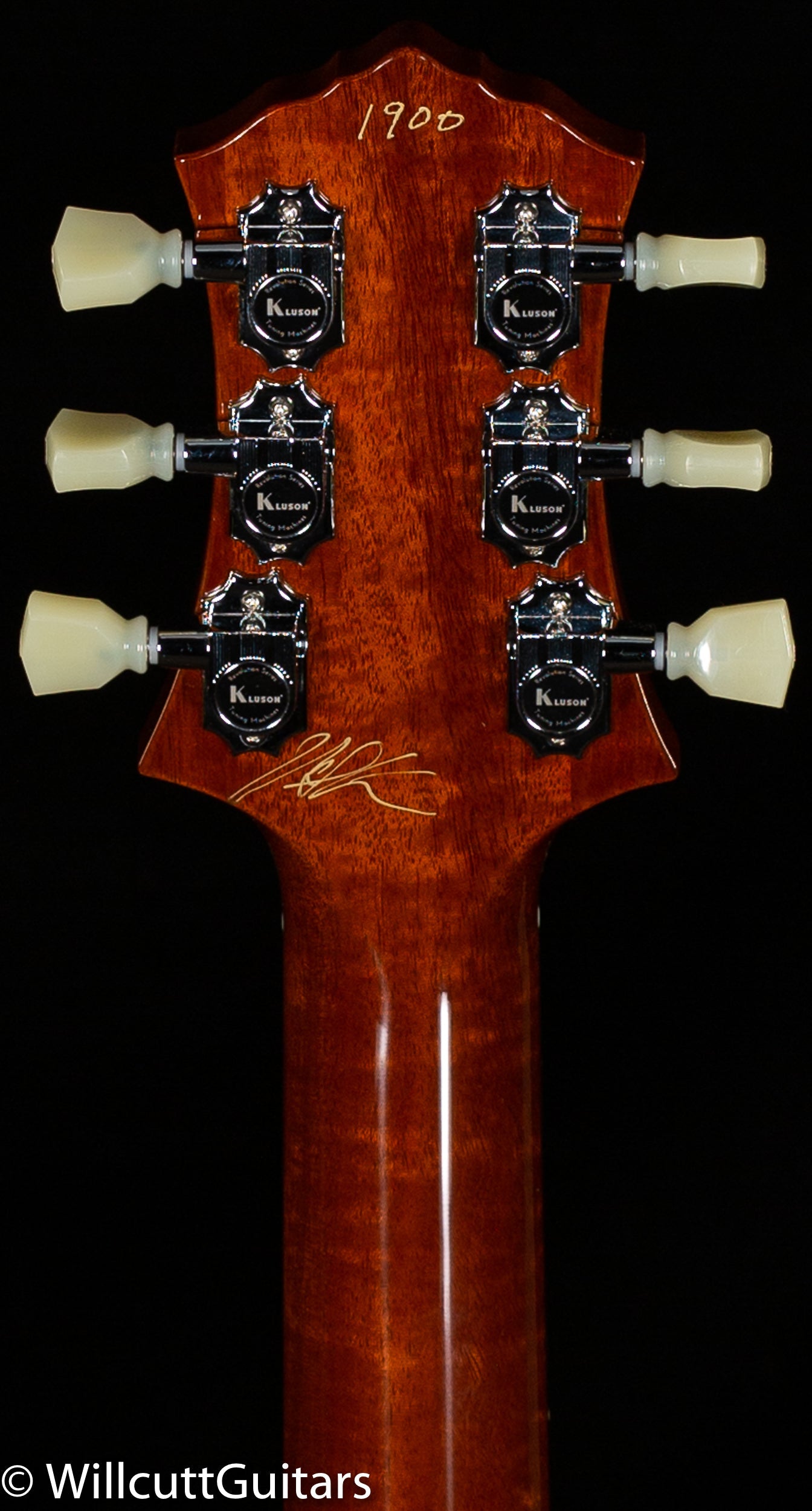 2023 Knaggs Influence Kenai Coral Quilt Gloss (900)