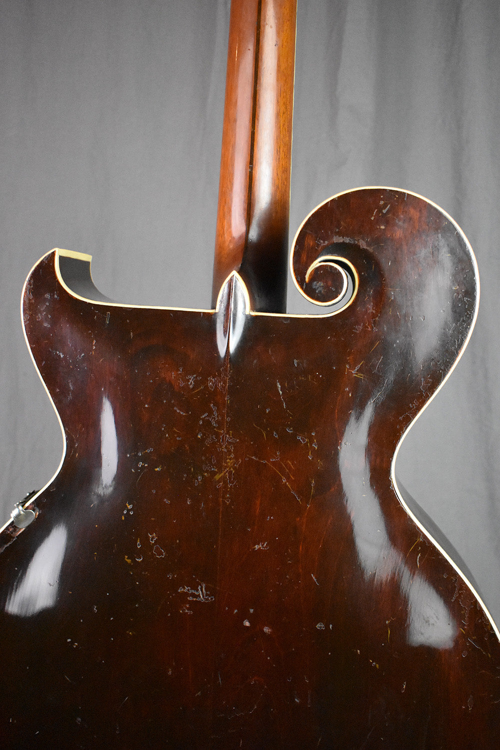 1910 Gibson Style O