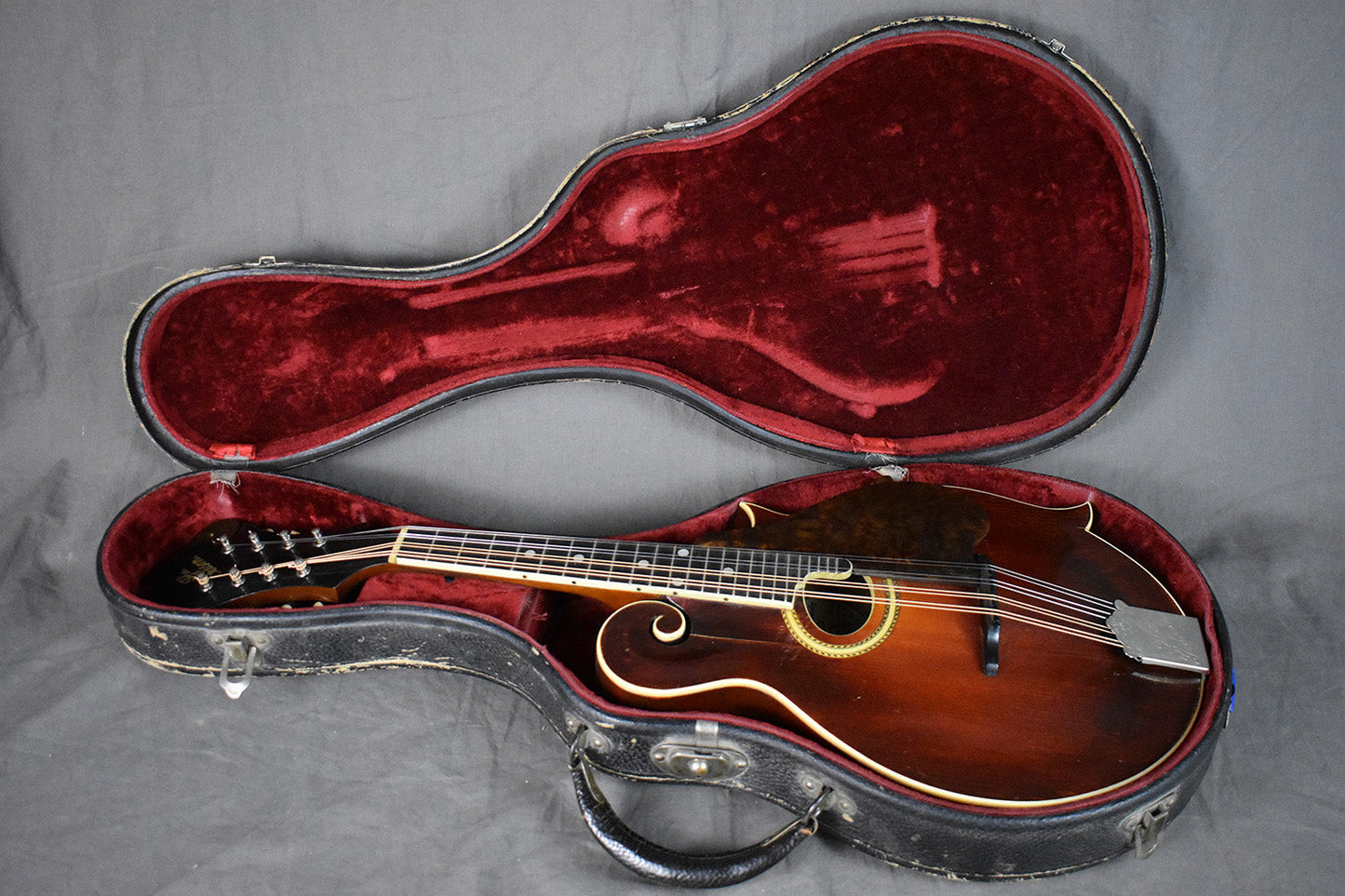 1913 Gibson F-2