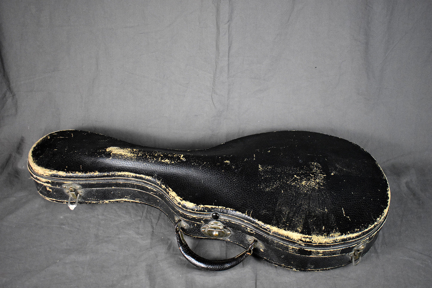 1913 Gibson F-2