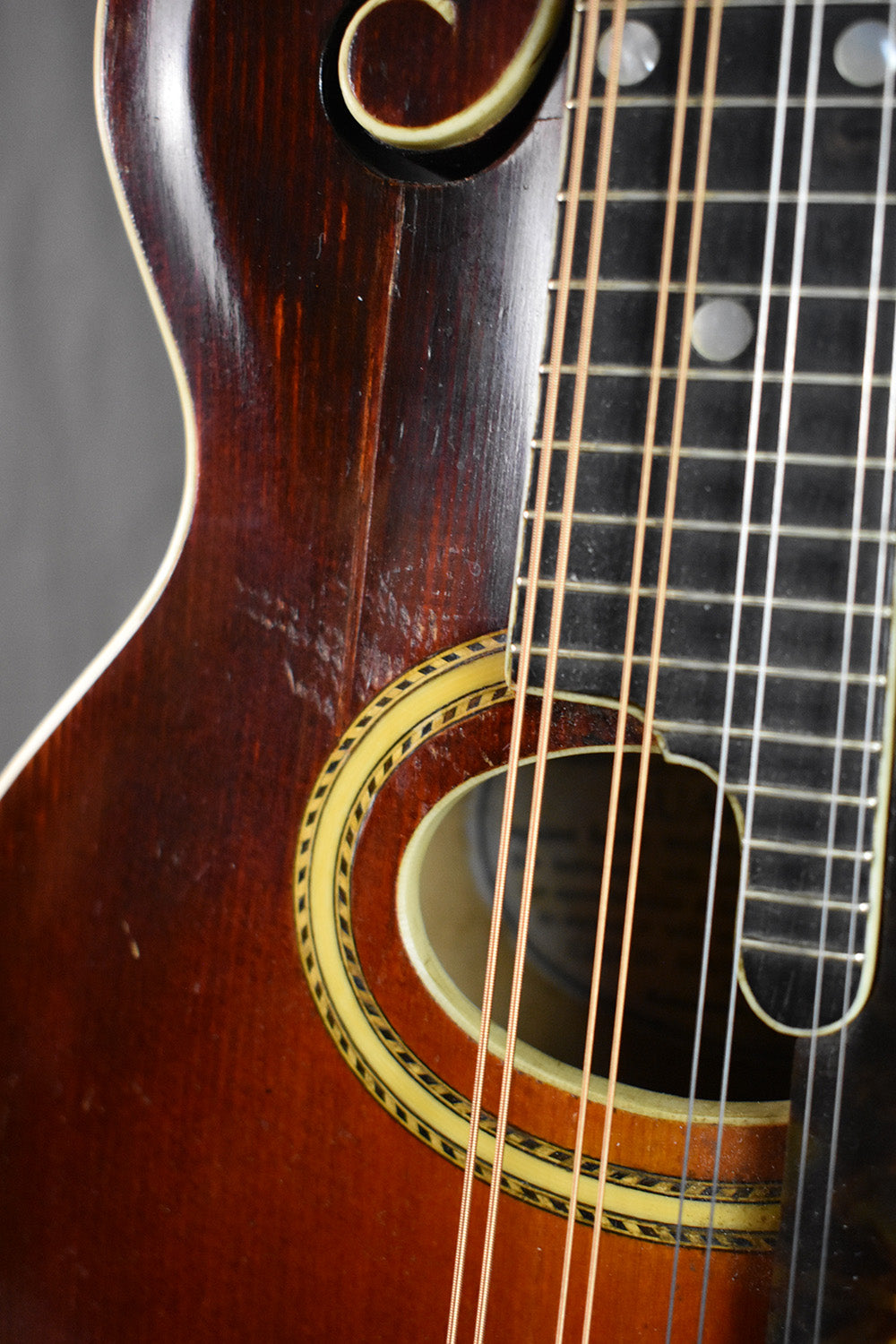 1913 Gibson F-2