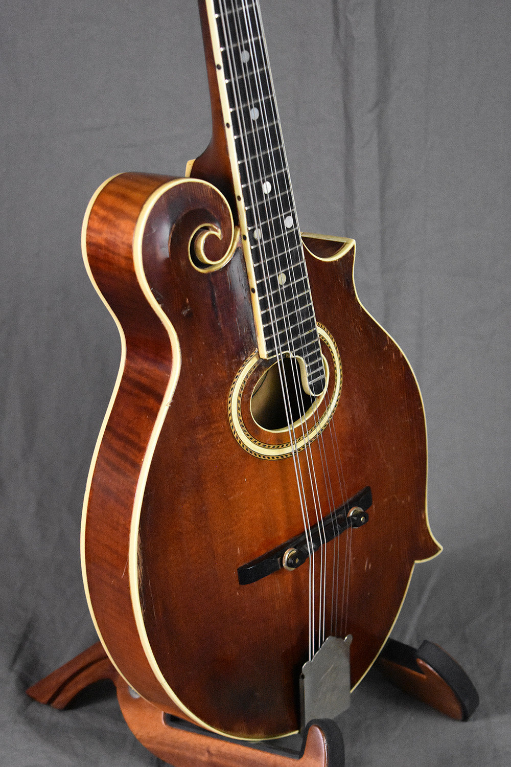 1915 Gibson F-4