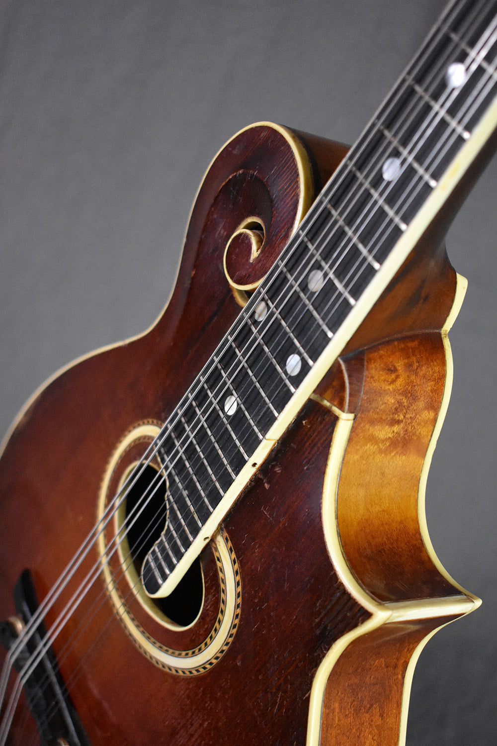 1915 Gibson F-4