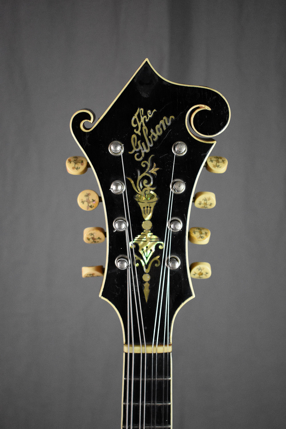 1915 Gibson F-4