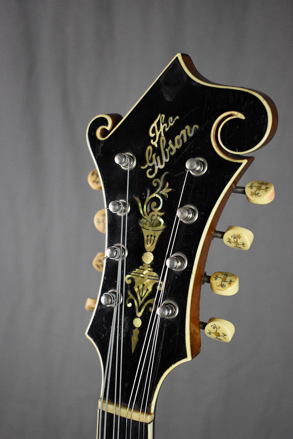 1915 Gibson F-4