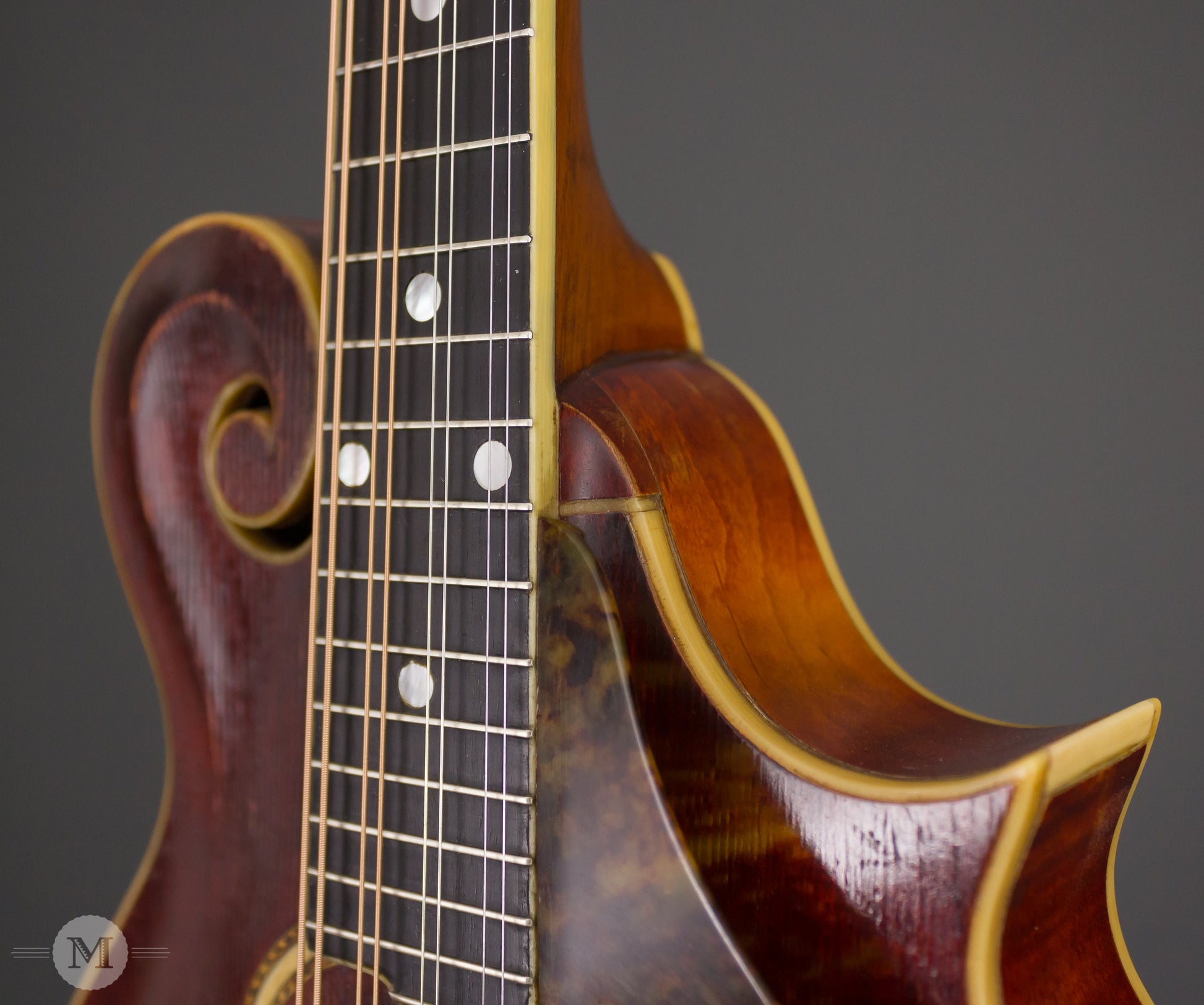 Gibson Mandolins - 1917 F4 - Used