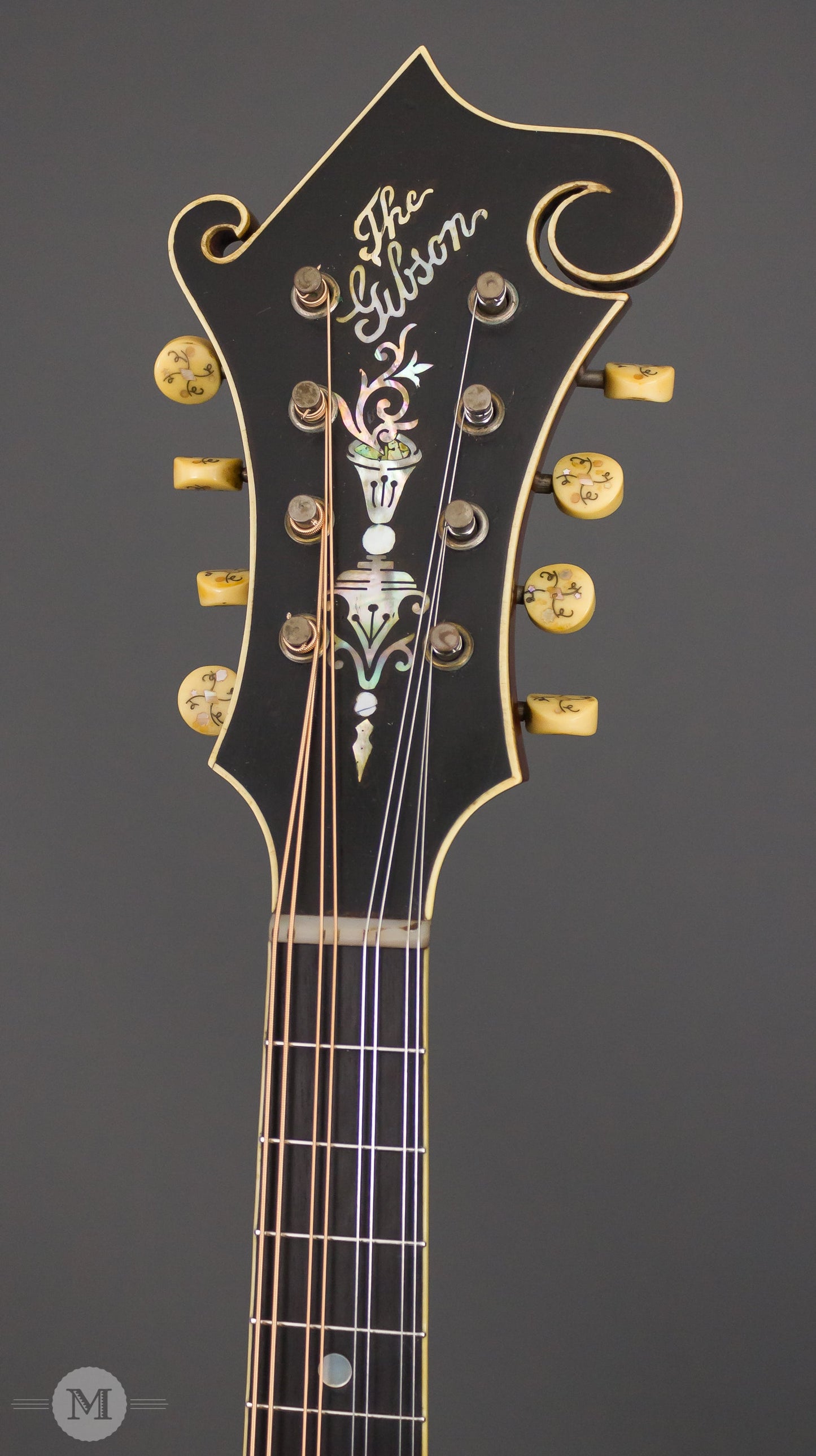 Gibson Mandolins - 1917 F4 - Used