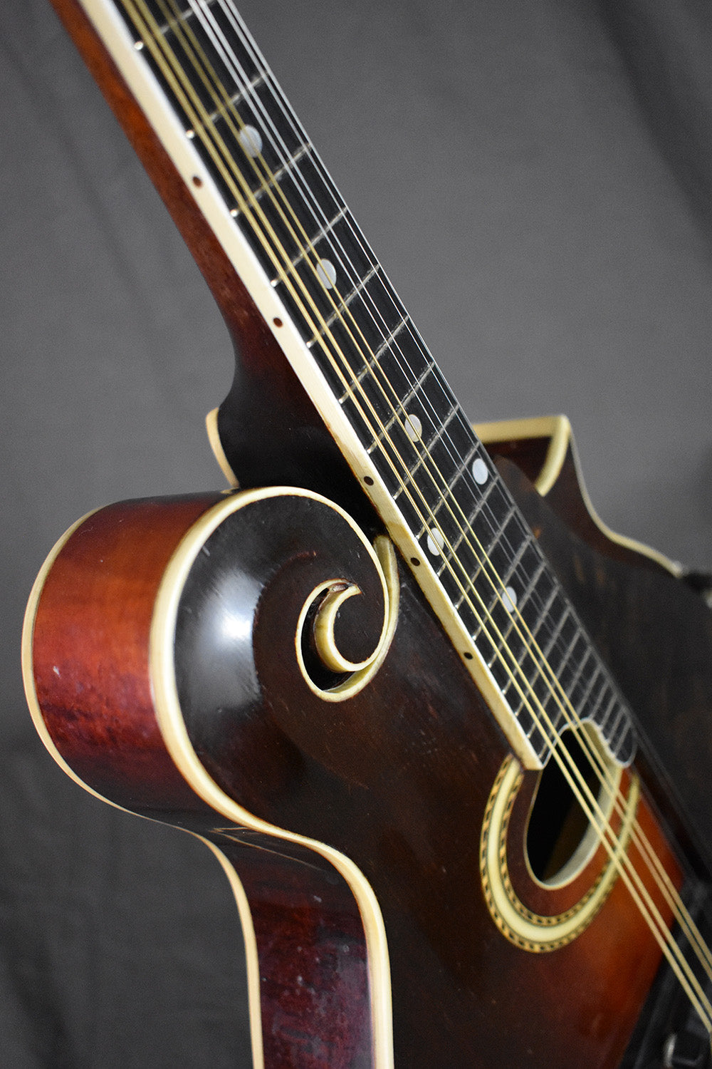 1922 Gibson F-4