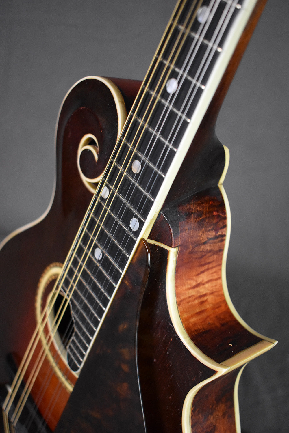 1922 Gibson F-4