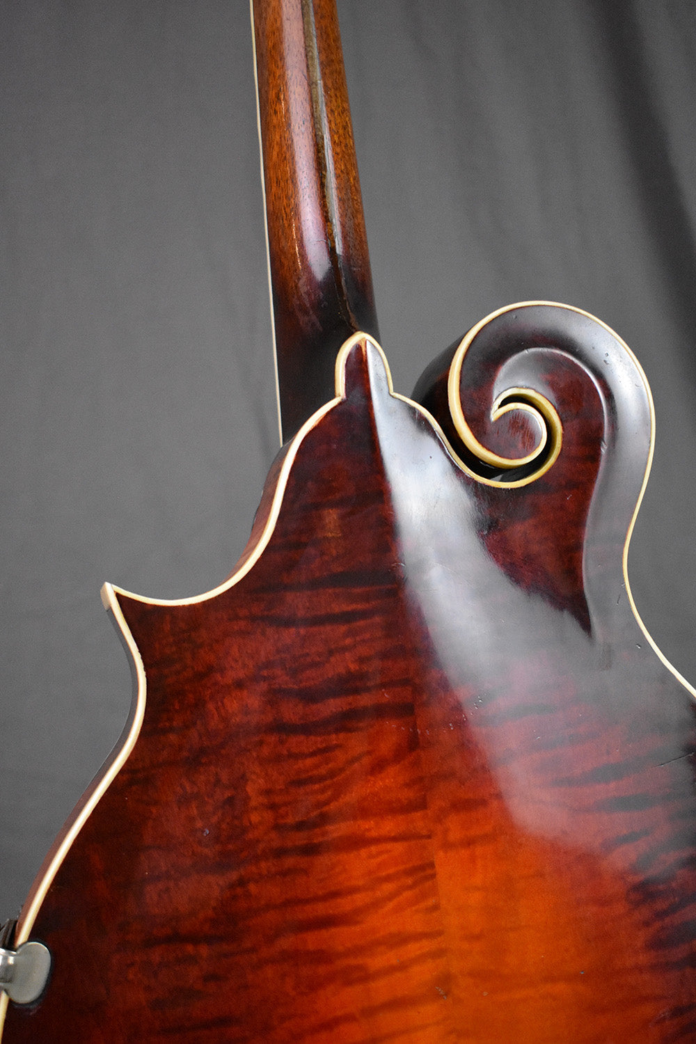 1922 Gibson F-4