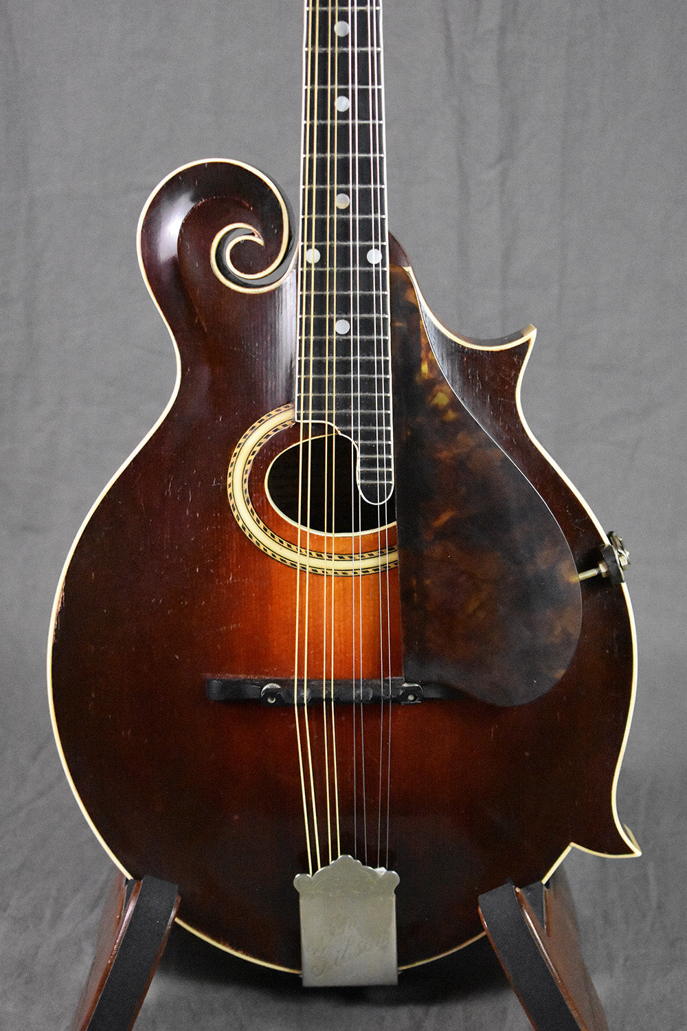 1922 Gibson F-4