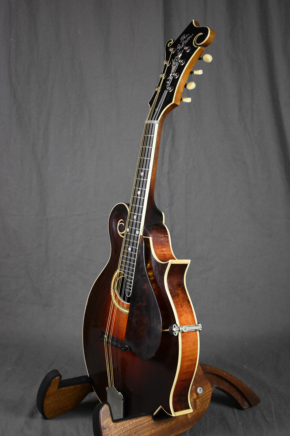 1922 Gibson F-4