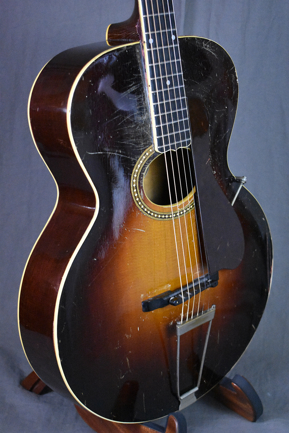 1928 Gibson L-4