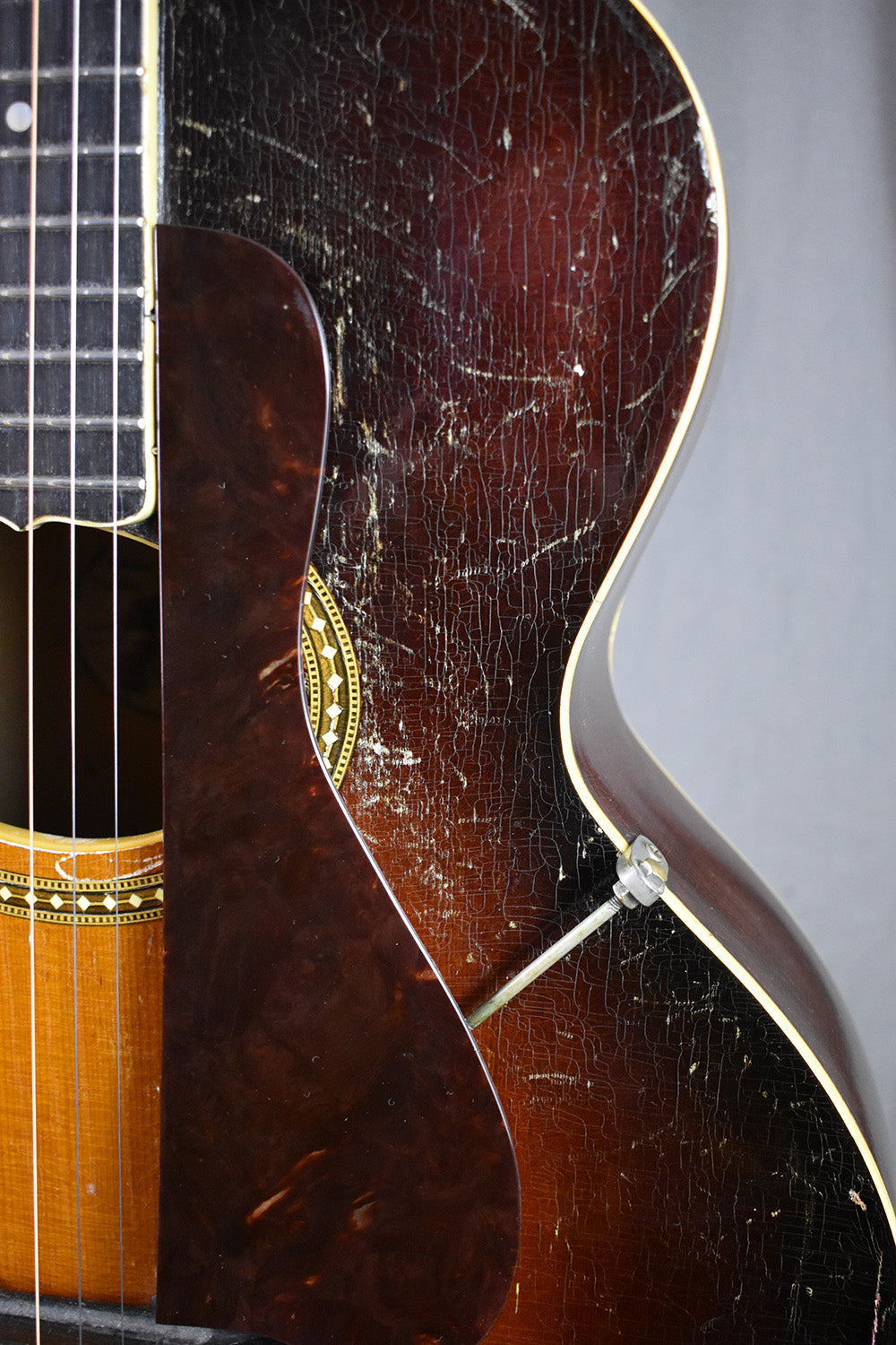 1928 Gibson L-4