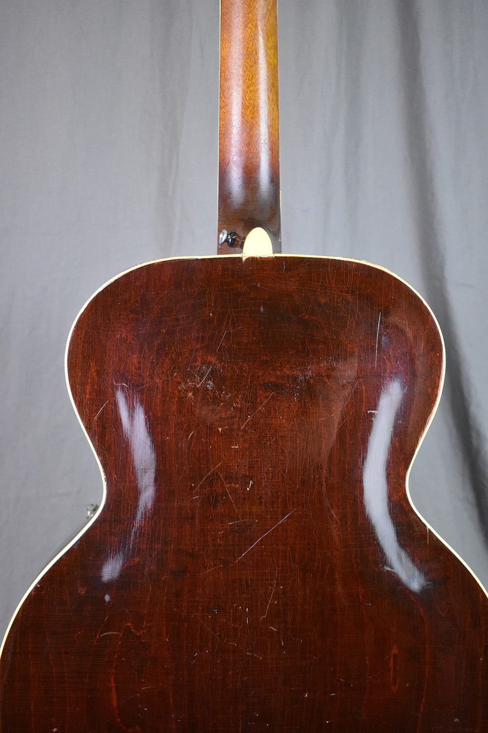 1928 Gibson L-4