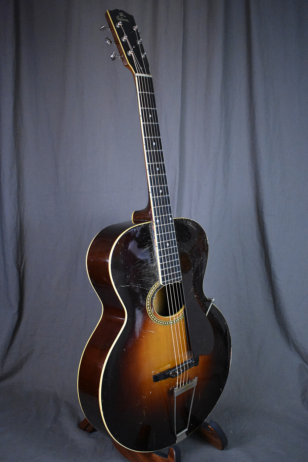 1928 Gibson L-4