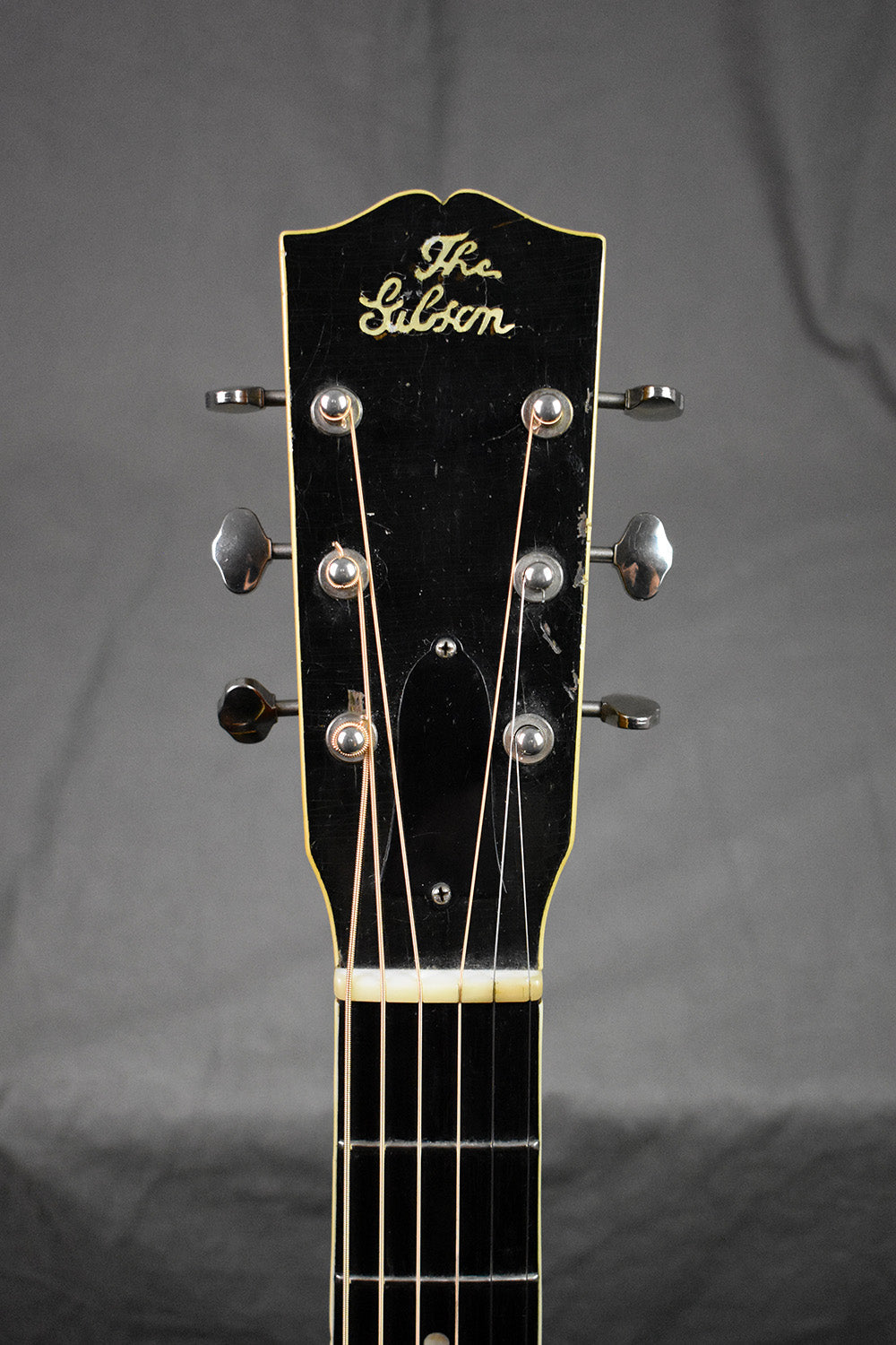 1928 Gibson L-4
