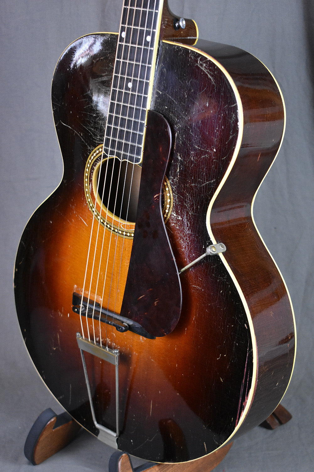 1928 Gibson L-4