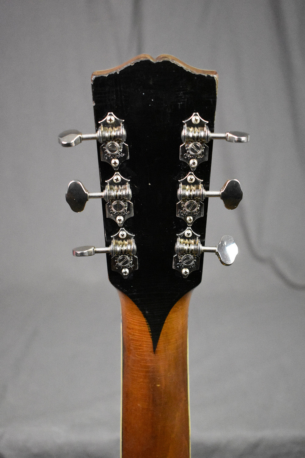 1928 Gibson L-4