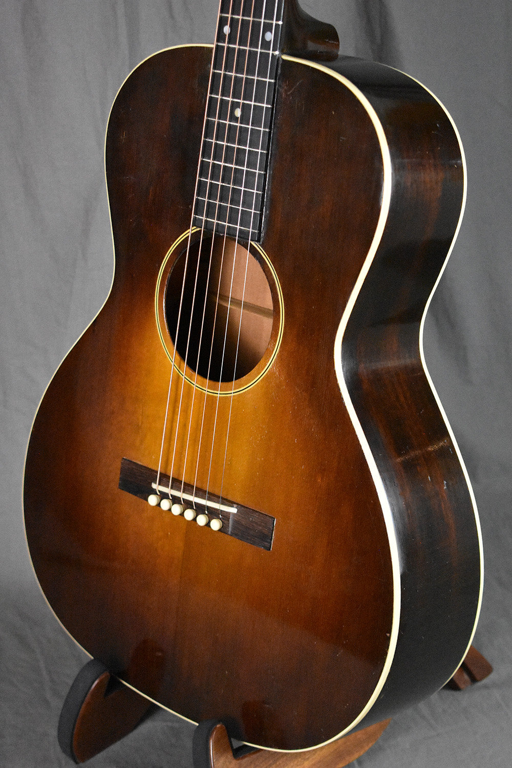 1930 Gibson L-1