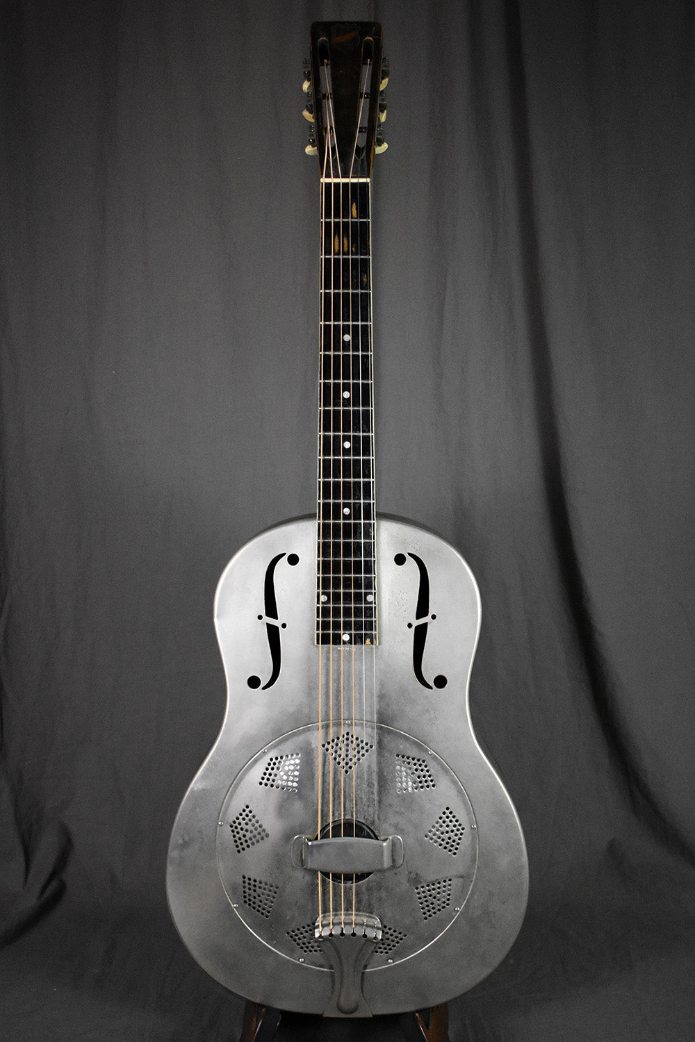 1930-33 National Style 0 owned by Norman Blake