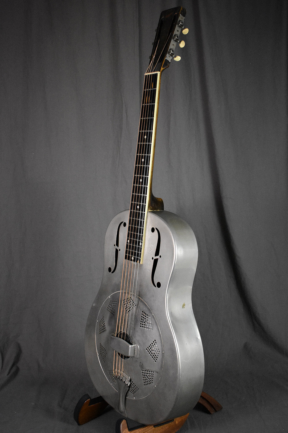 1930-33 National Style 0 owned by Norman Blake