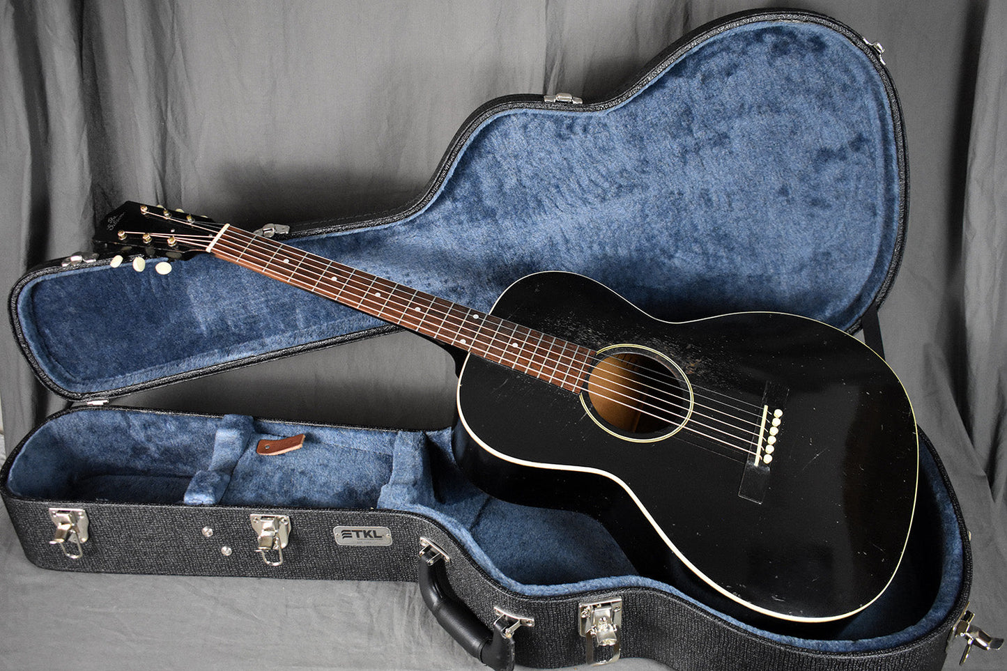 1931 Gibson L-00 Black 12-Fret Mahogany Top